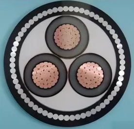 Mik a teljesítménykövetelmények a középfeszültségű erősáramú kábelek szigetelőanyagaival szemben?